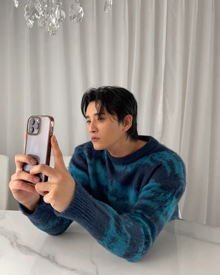 (韓國獨家特價)混紡馬海毛針織衫