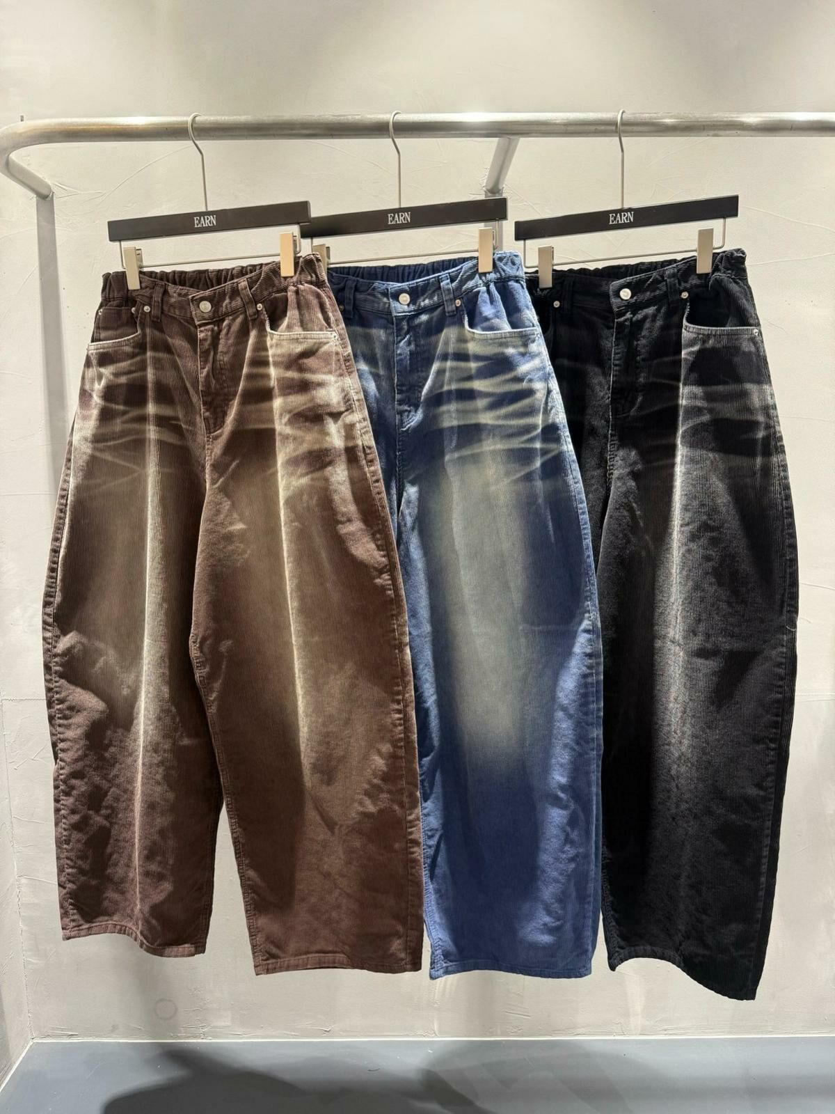 洗水淨色燈心絨鬆身褲 EARN-045P