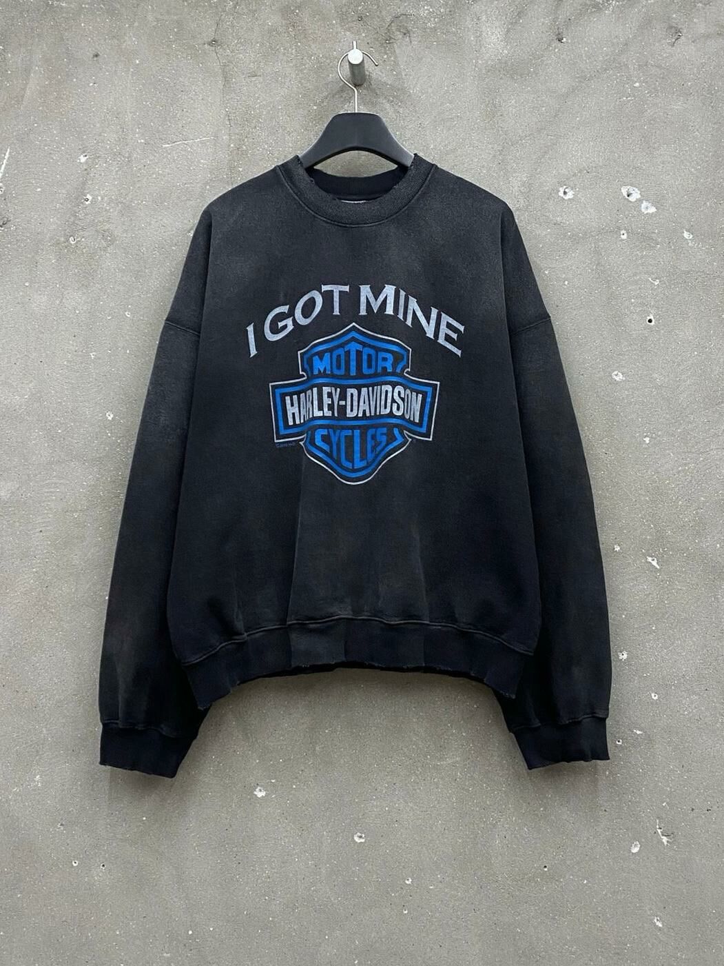 洗水英文字圖案衛衣(薄抓毛底) ARCHIVE-299T