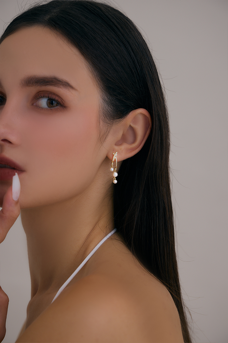 星河珍珠鋯石。銀針耳環