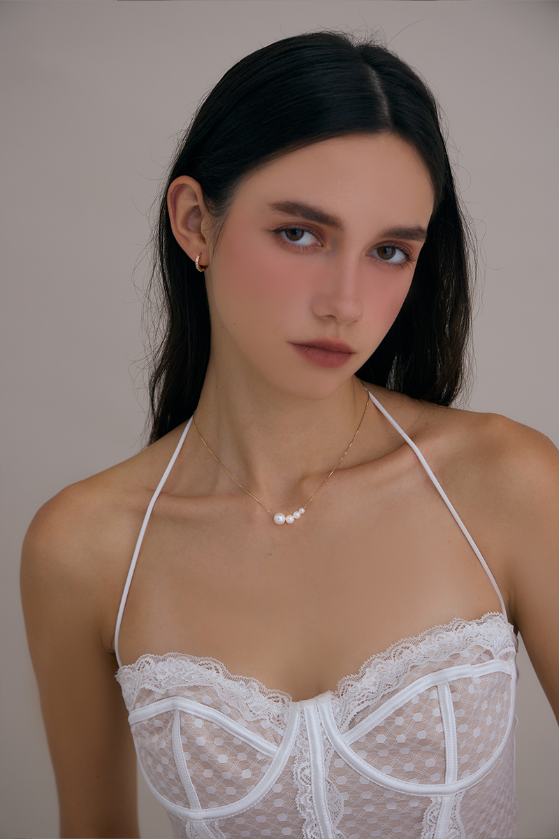 珍珠排列鎖骨鍊