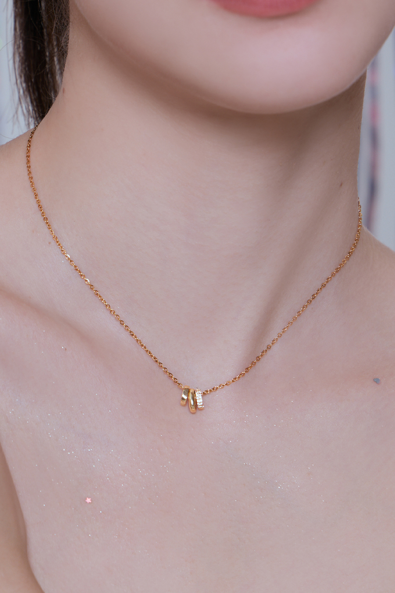 閃耀鑲鑽圓圈項鍊