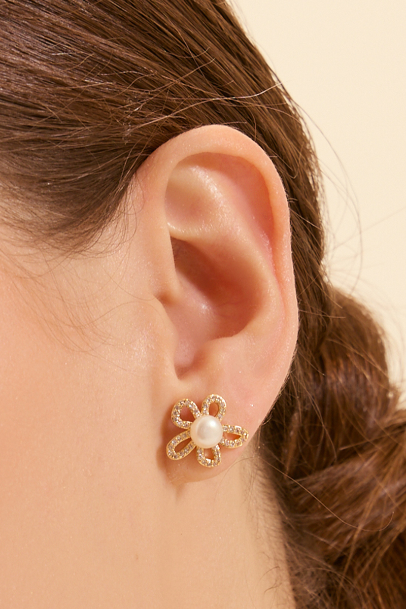 璀璨花蕾。銀針耳環