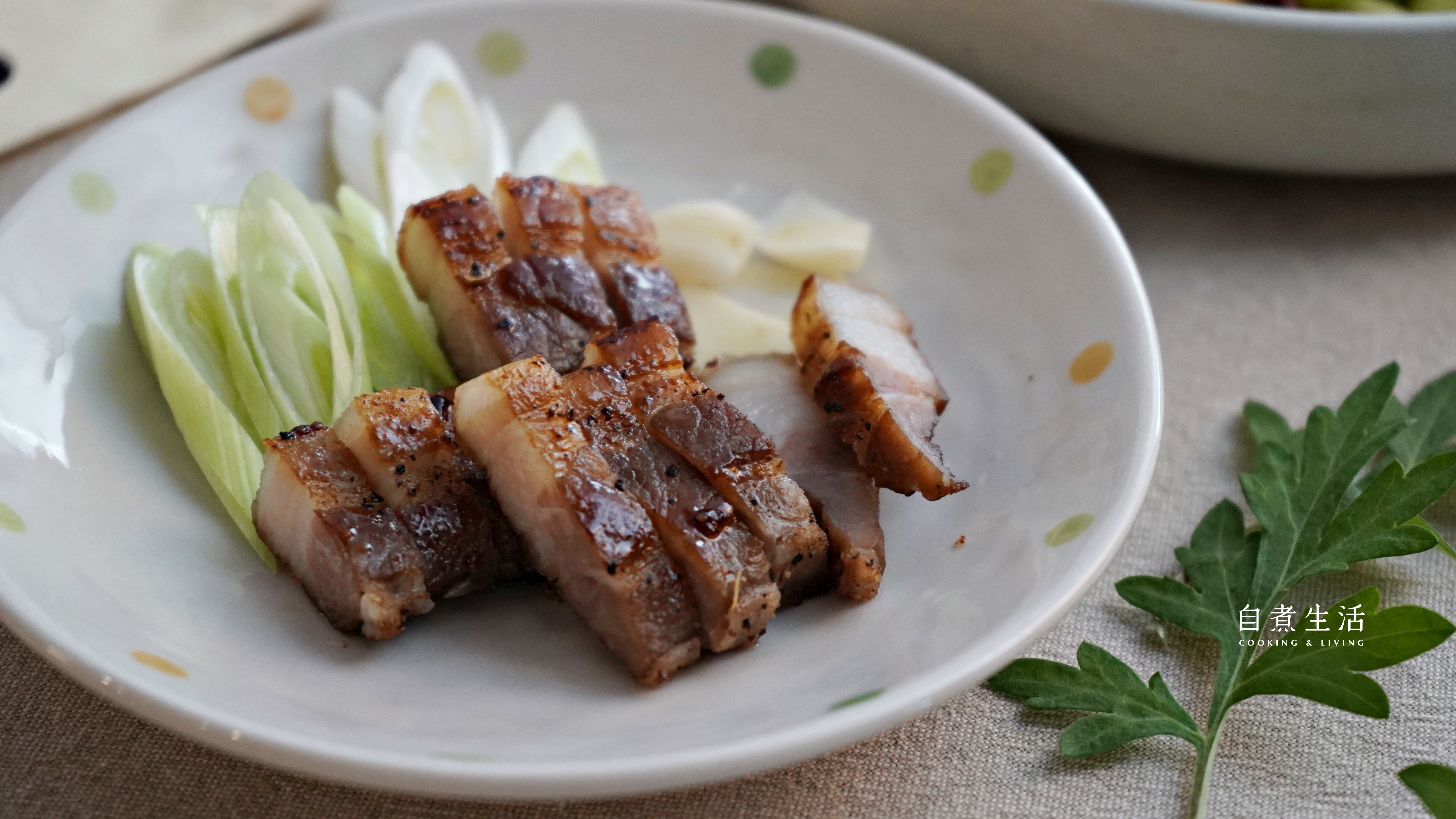 自煮生活_高粱酒漬鹹豬肉