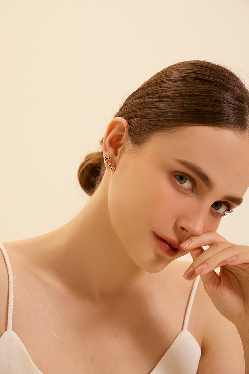 微笑星星。銀針耳環