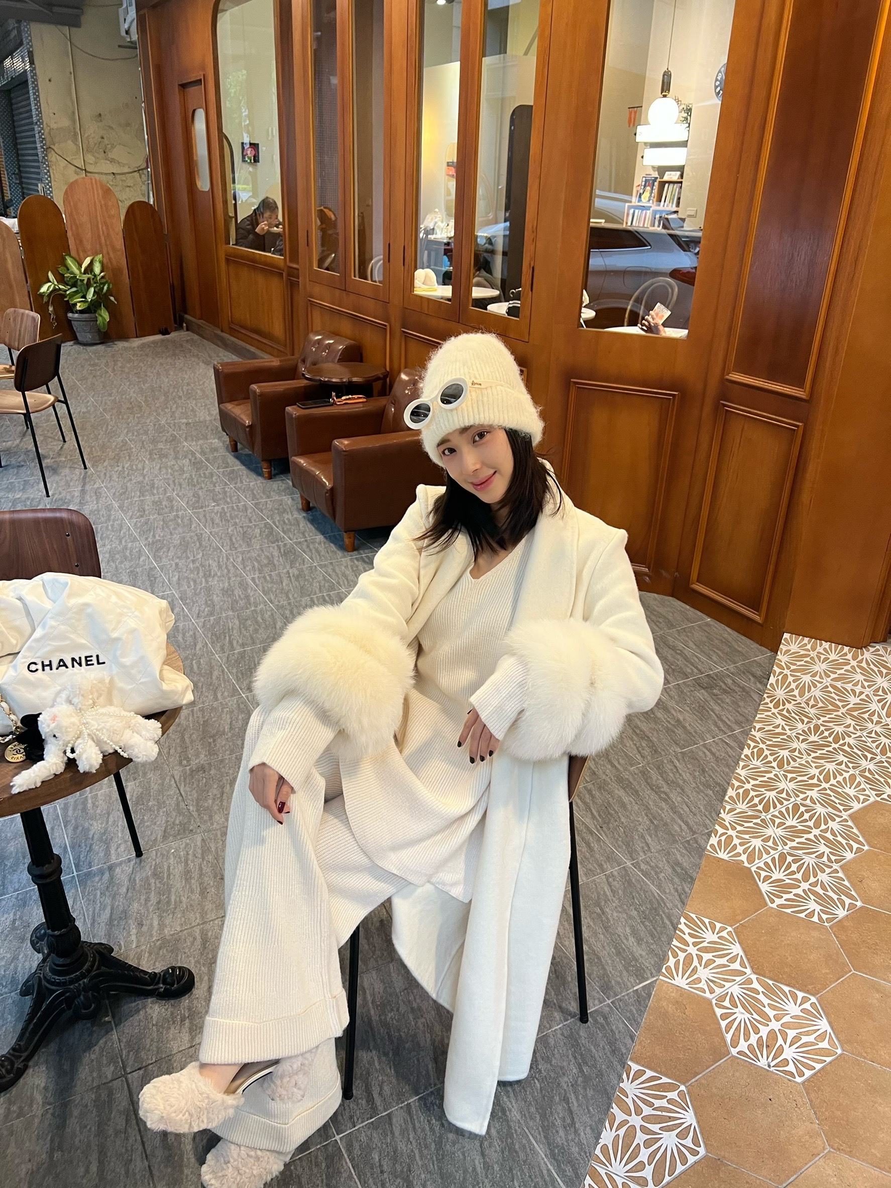 水貂毛袖手工長版羊絨大衣