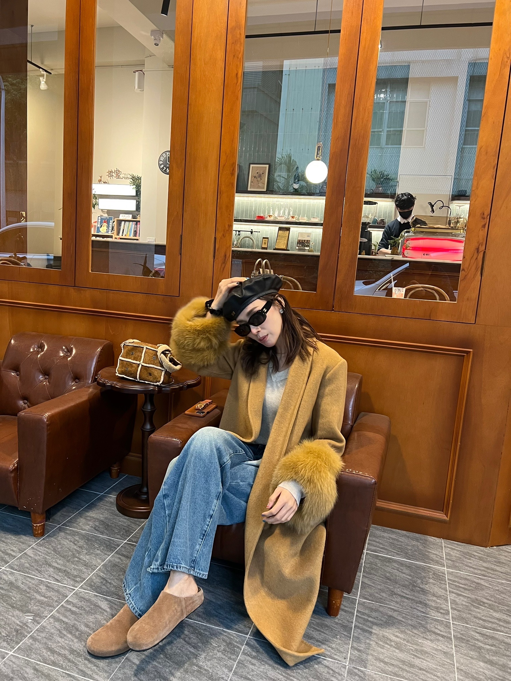 水貂毛袖手工長版羊絨大衣