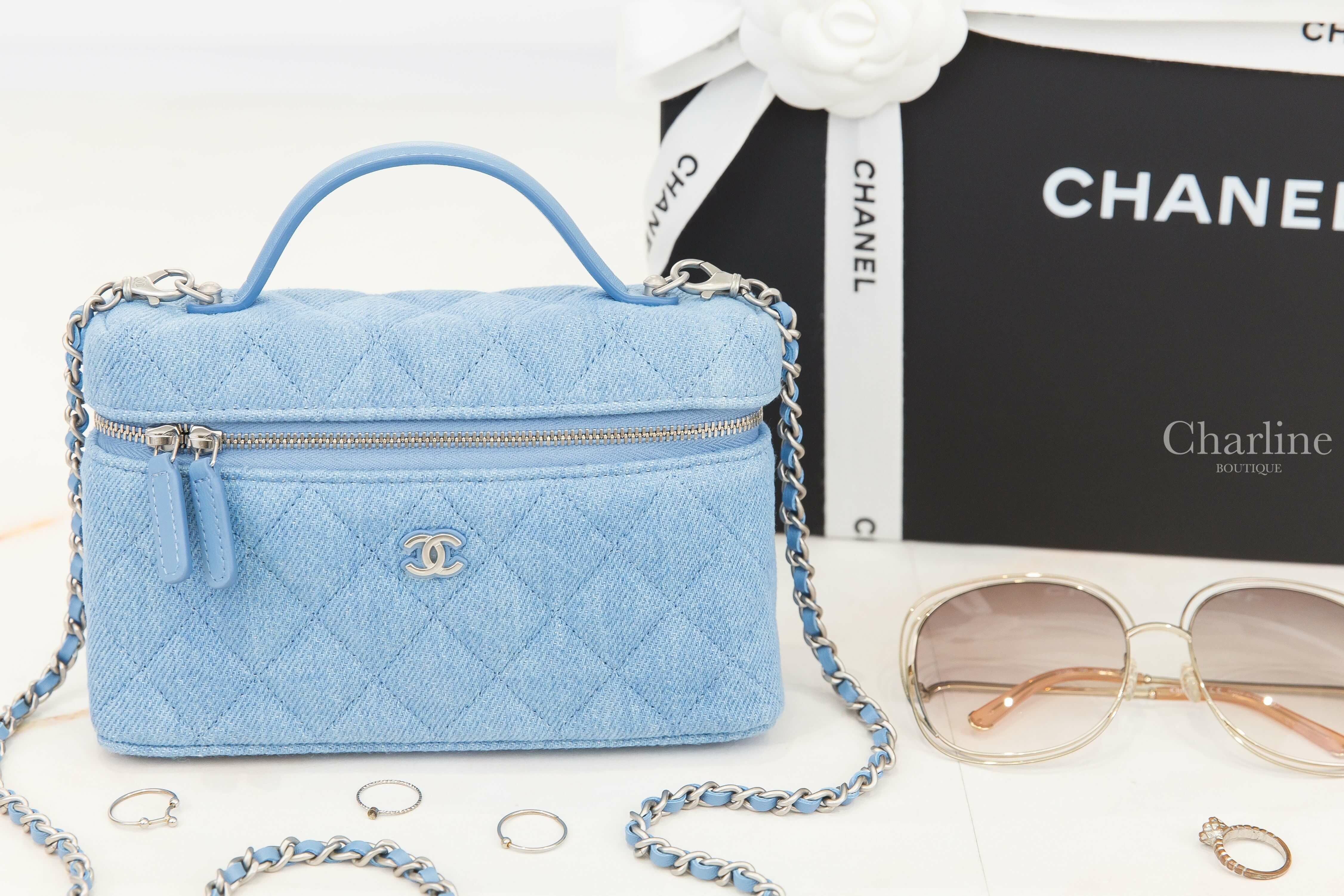 Chanel Long Vanity With Chain 藍色銀CC銀鍊丹寧布菱格紋小牛皮提把肩背包-Charline Boutique 精品代購