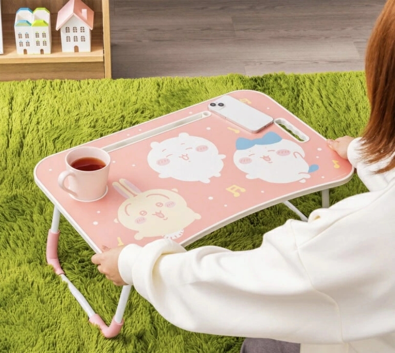 iSNEAKERS｜日本 Chiikawa 吉伊卡哇 景品 摺疊小桌子 床上懶人桌