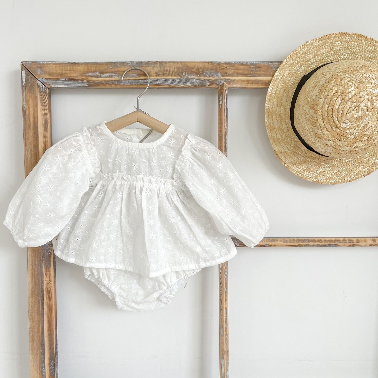 鏤空雕花娃娃包屁褲套裝