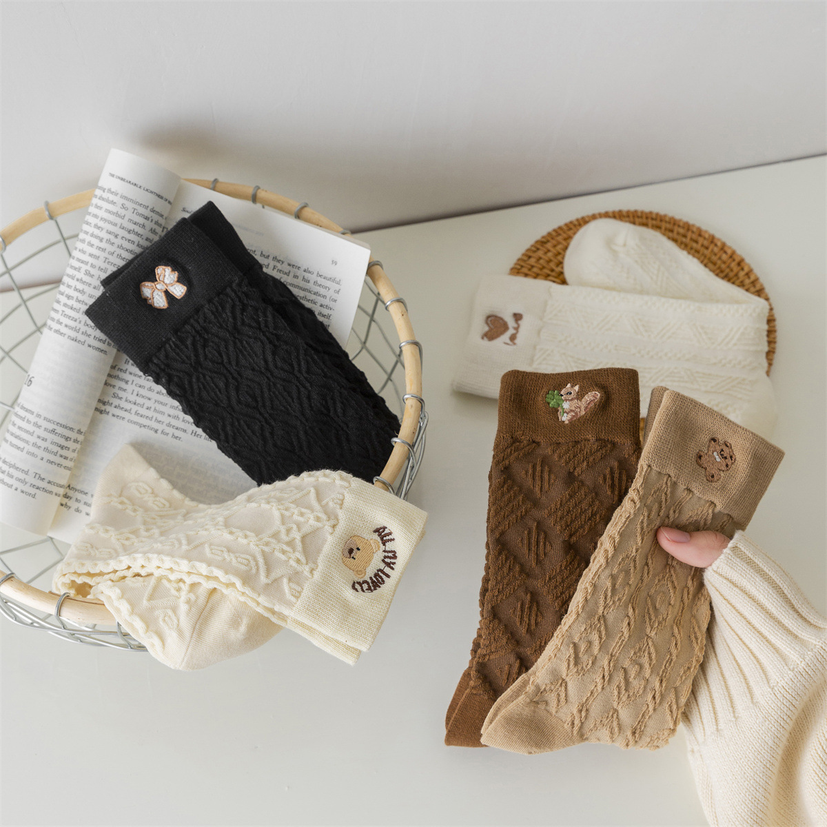 [3 FOR RM10] Embroidered Cute Badge Mid-Calf Socks