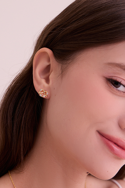 鑽心蝴蝶餅。銀針耳環