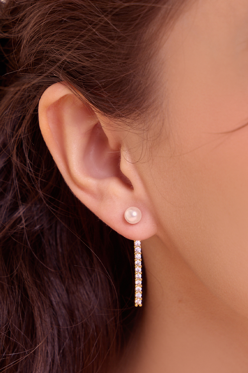 線形垂墜珍珠鋯石。針式耳環(金)