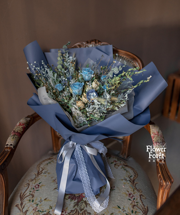 永生藍調玫瑰 | 花束