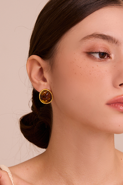 美拉德不規則環形。針式耳環