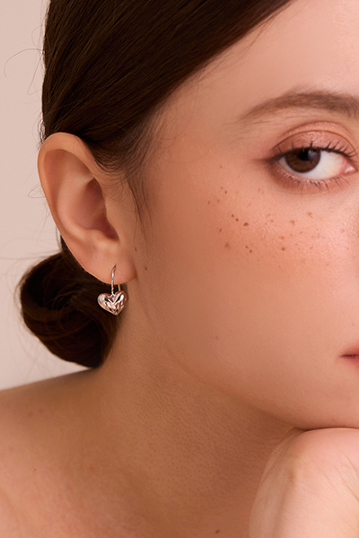 波紋愛心。銀針耳環(銀)