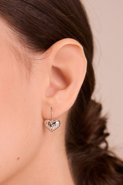 波紋愛心。銀針耳環(銀)