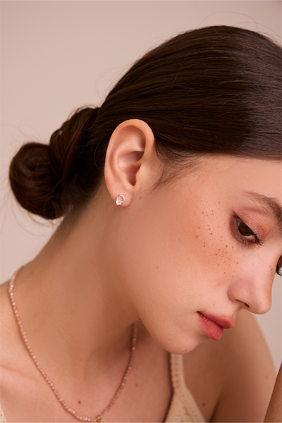 【925純銀】 圓圈鋯石。銀針耳環 (銀)