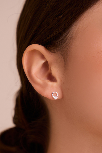 【925純銀】 圓圈鋯石。銀針耳環 (銀)