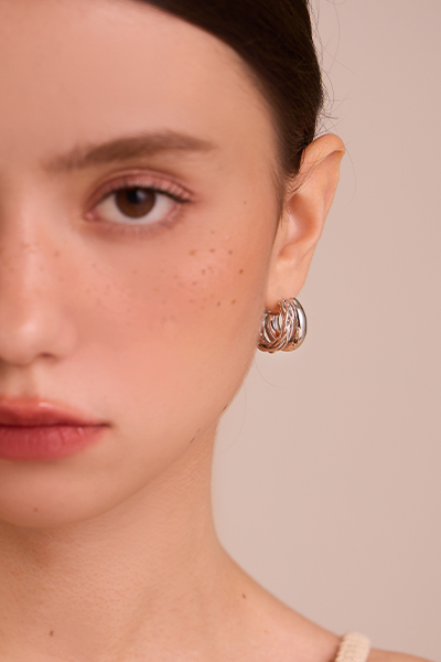 圈圈麻花。針式耳環(銀)