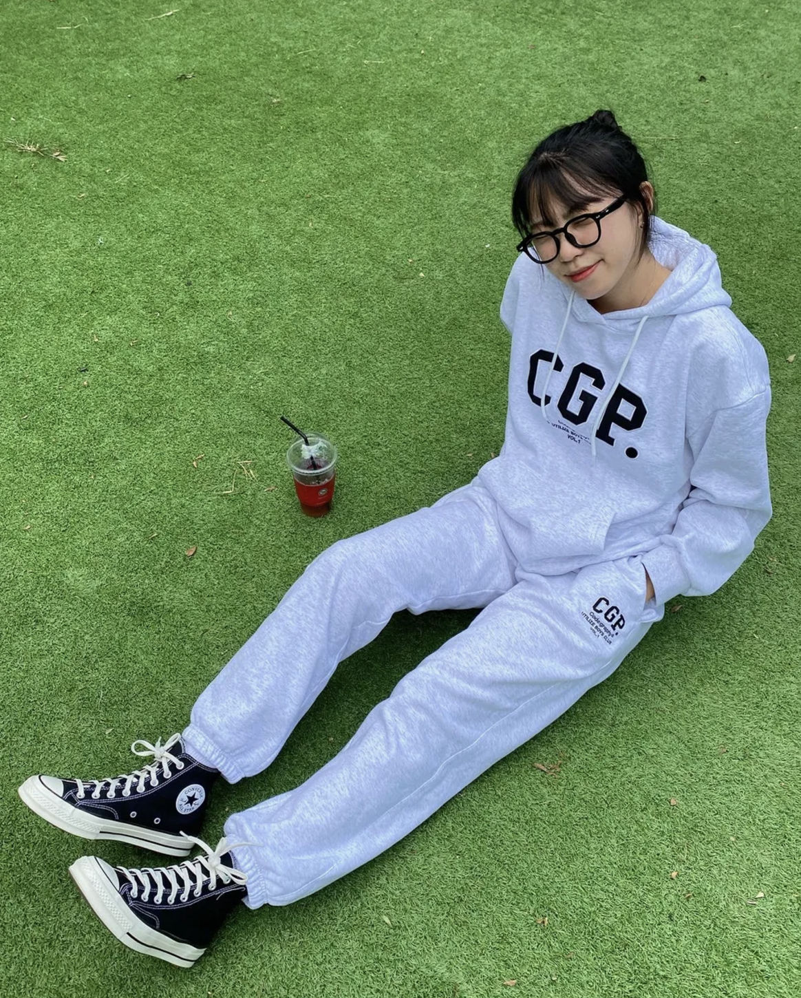 韓國連線🇰🇷 CGP 套裝 帽踢 長褲 兩件組 淺灰色/預購