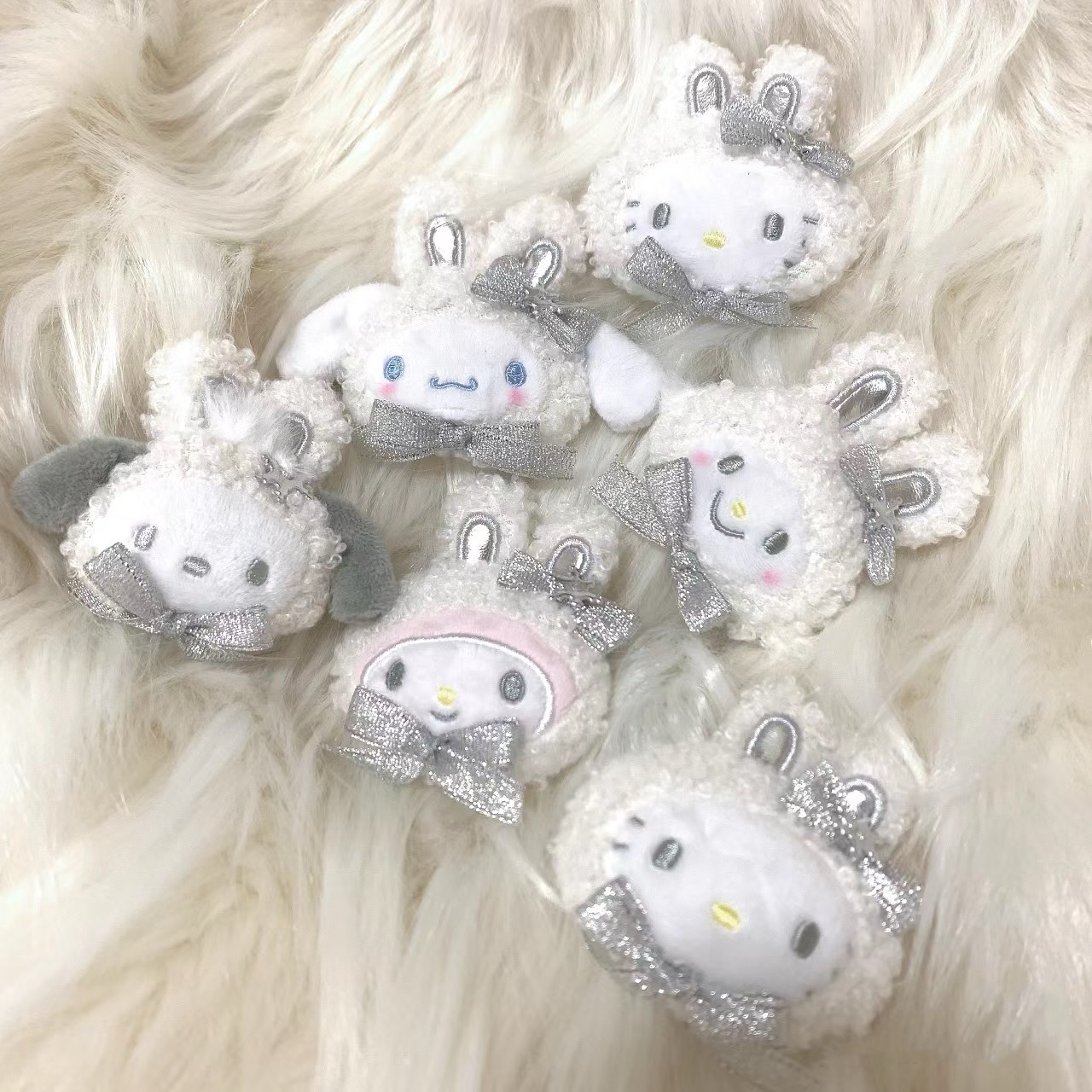 現貨 日本三麗鷗 sanrio 冬日雪花初雪小兔髮夾盲盒