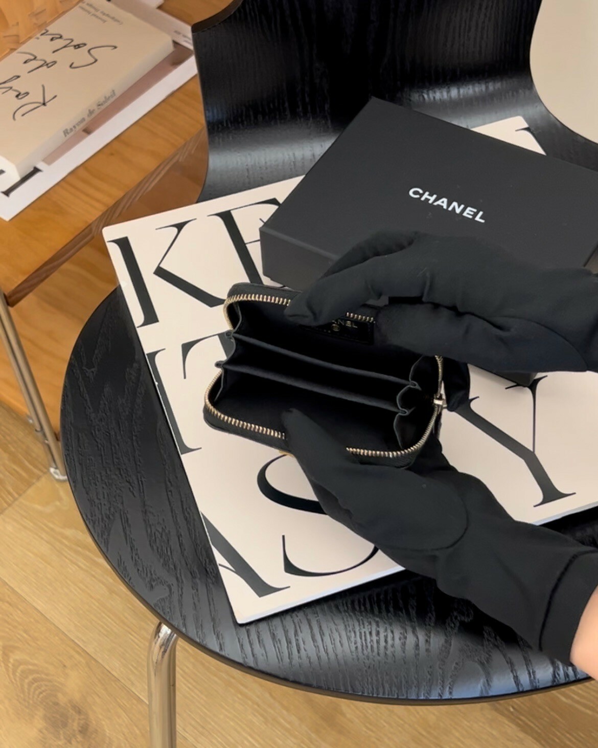 CHANEL｜BOY 內三層零錢卡包 黑金