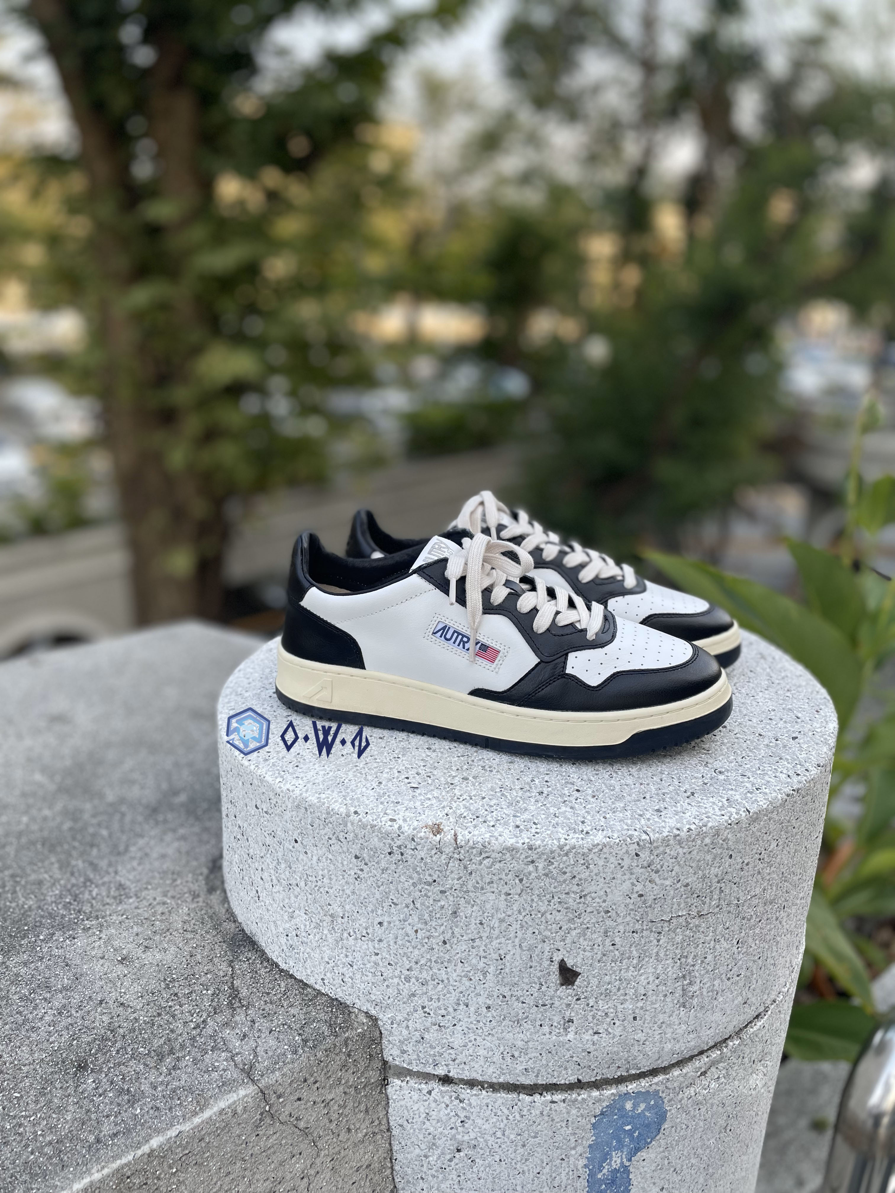 【零碼】AUTRY 復古 德訓鞋 牛皮 皮革 黑白 奶油底 男女同款