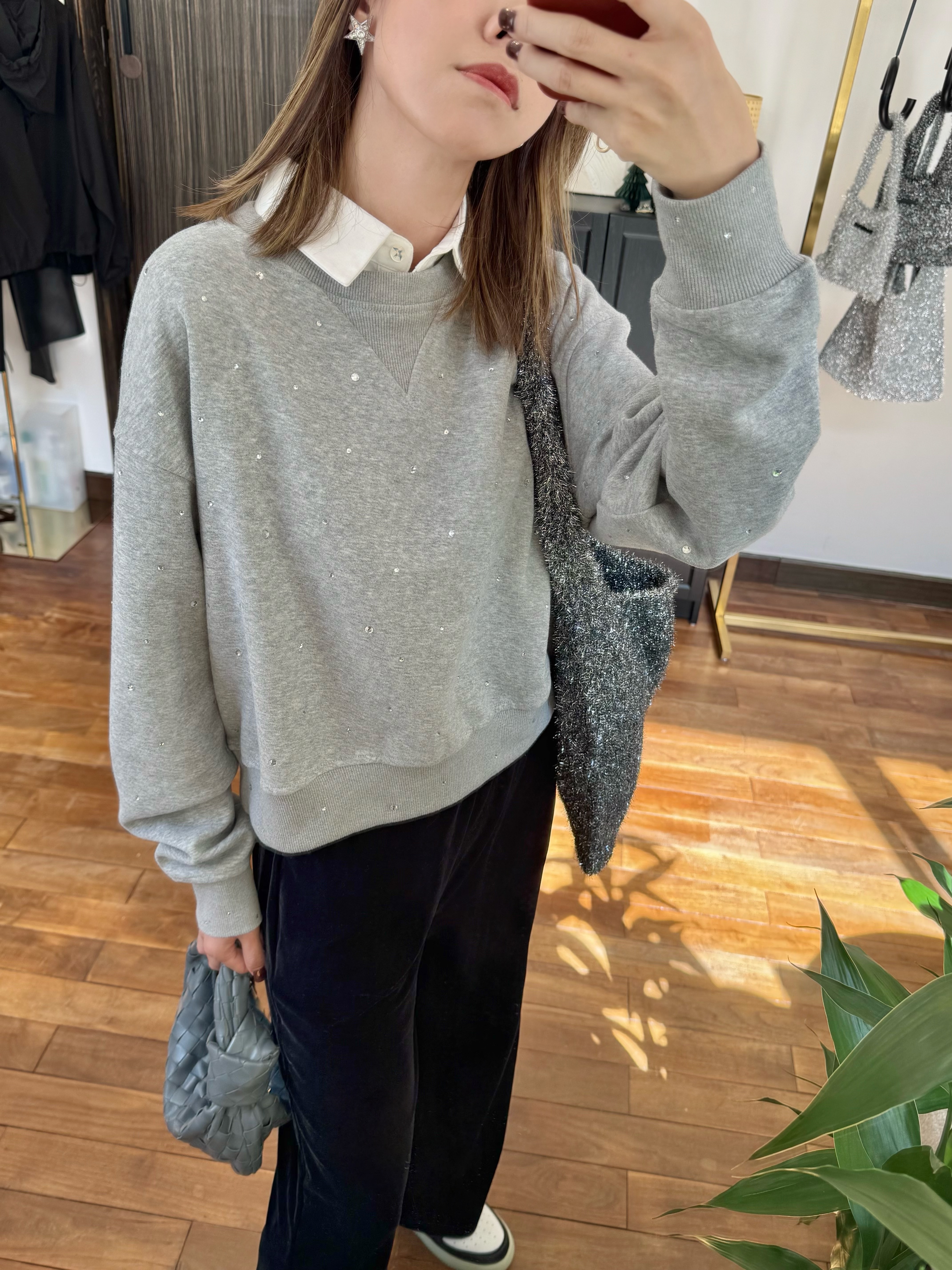 Crystal Embellished Cropped  Oversized Sweatshirt_TP2412L42