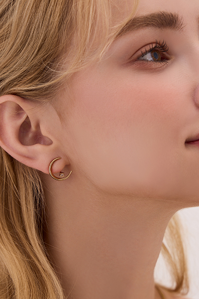 月亮鋯石兩戴式。銀針耳環