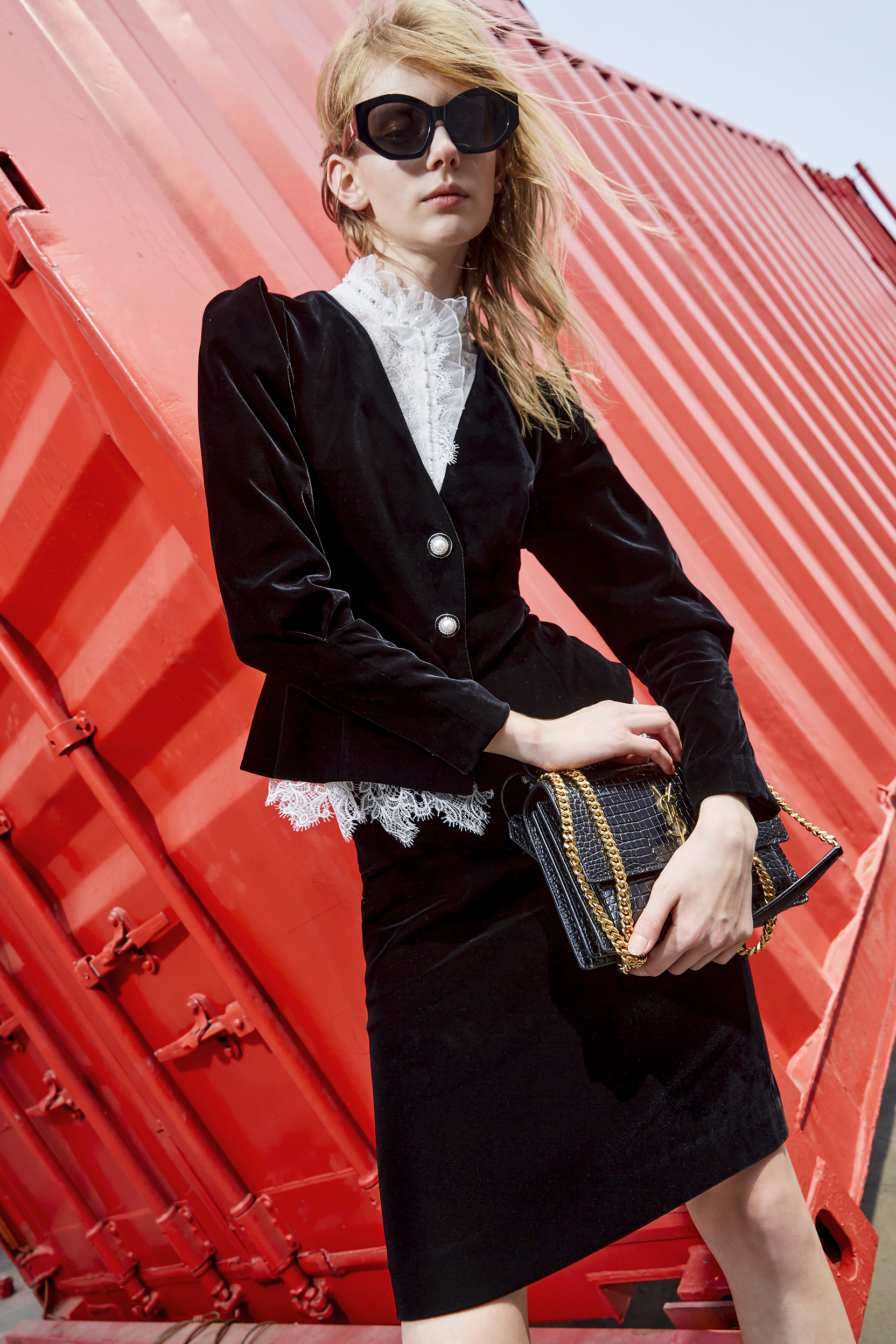 BD15075D1 絲絨蕾絲假兩件外套 (附領片內襯)