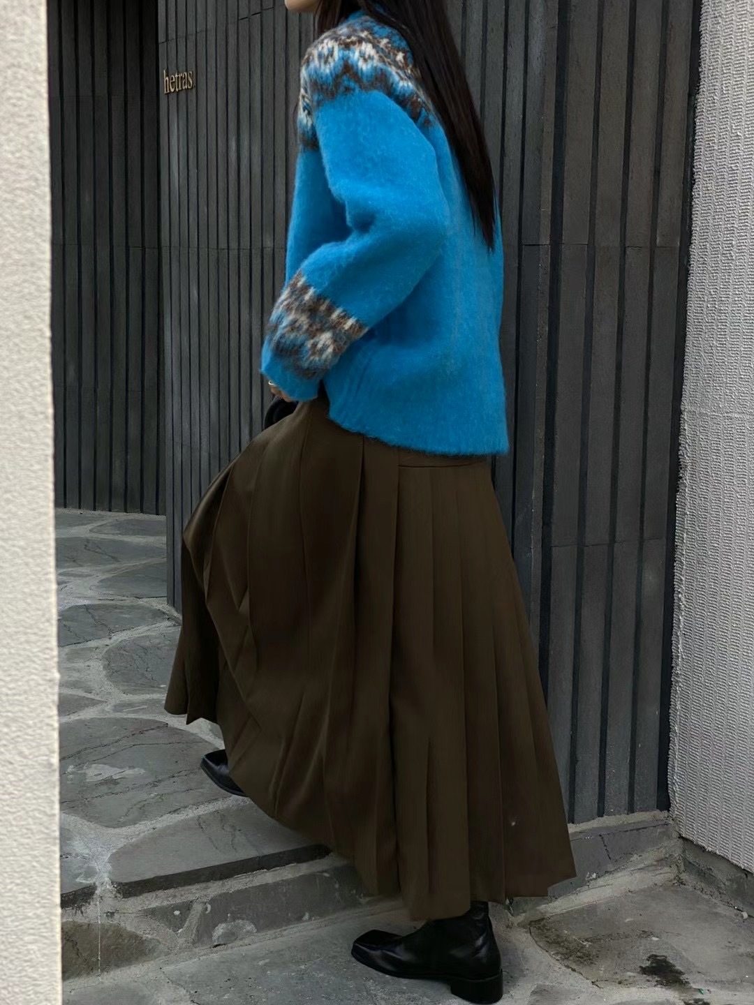 氣質純色學院風百褶不規則半身長裙女