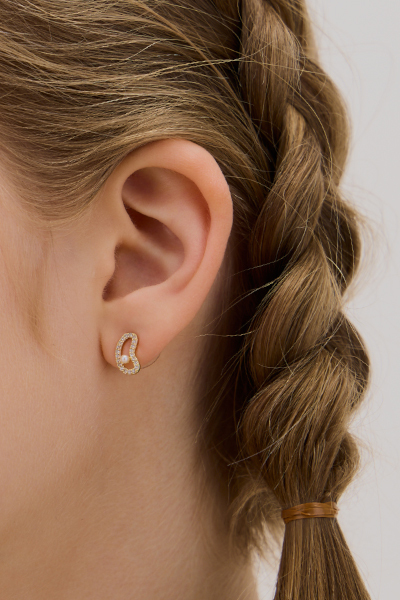 簡約豌豆鋯石。銀針耳環