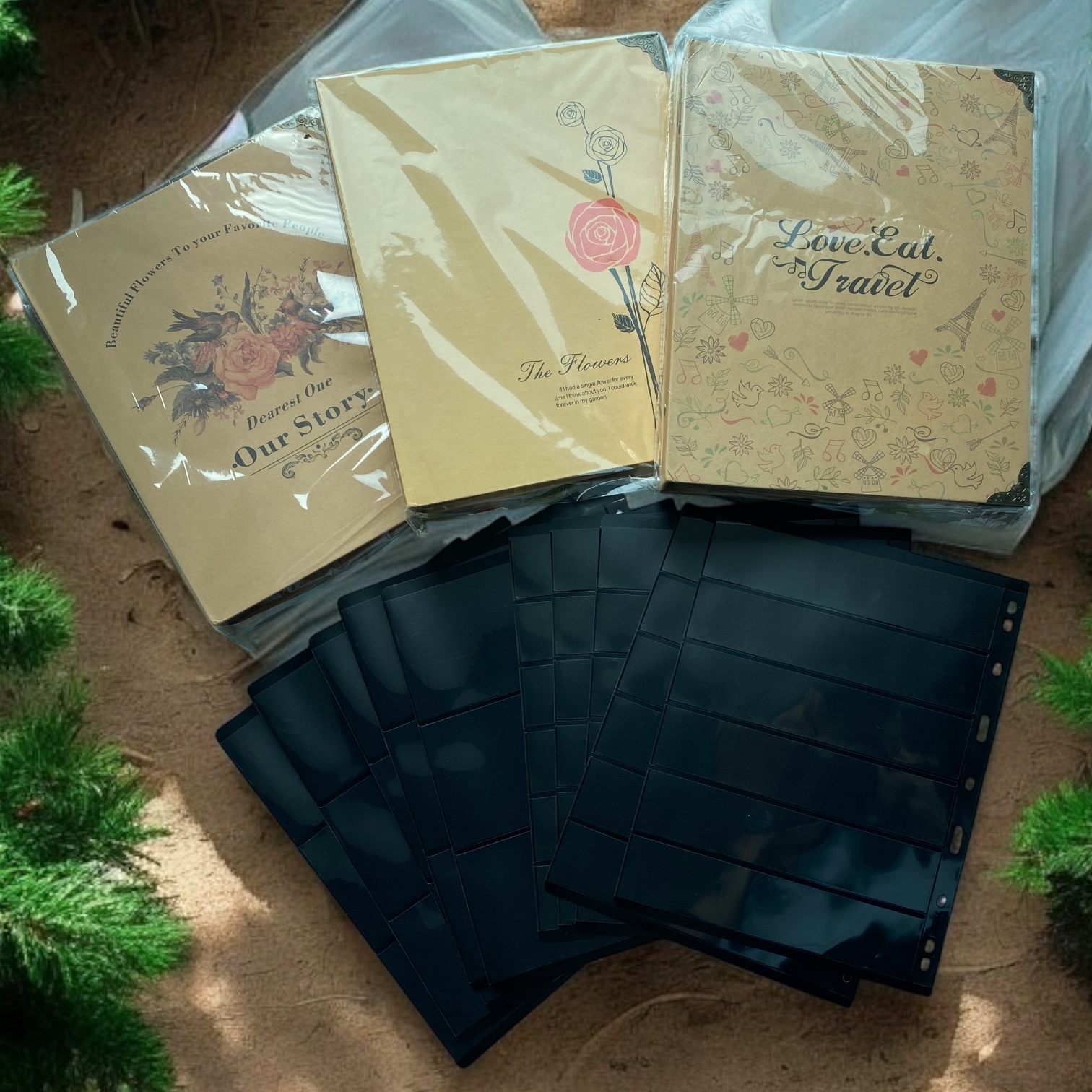 Stamp currency album of hardcover, including 10 sheets (3 styles to choose) Face-to-face transactions at WTS having $5 off.