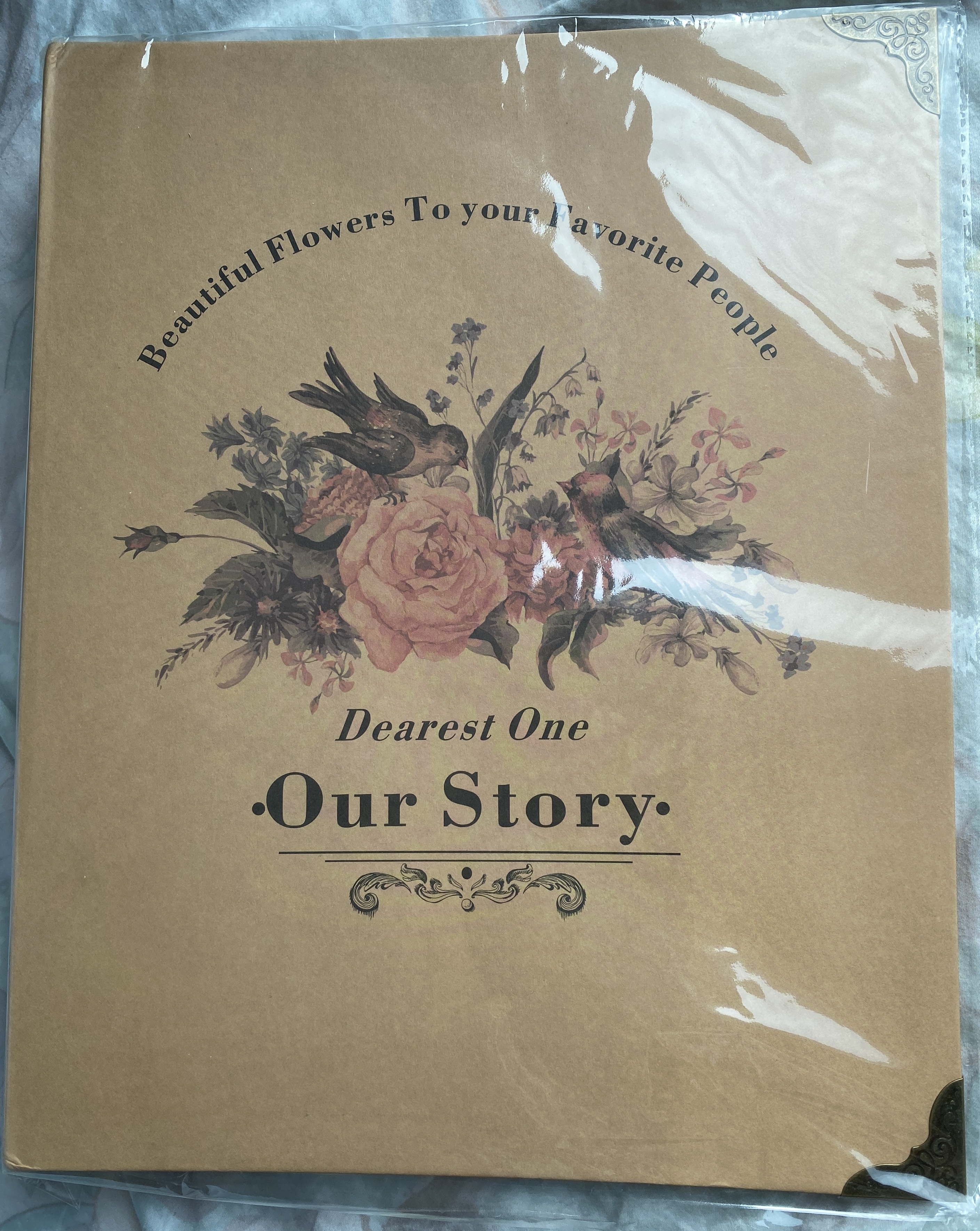 Stamp currency album of hardcover, including 10 sheets (3 styles to choose) Face-to-face transactions at WTS having $5 off.