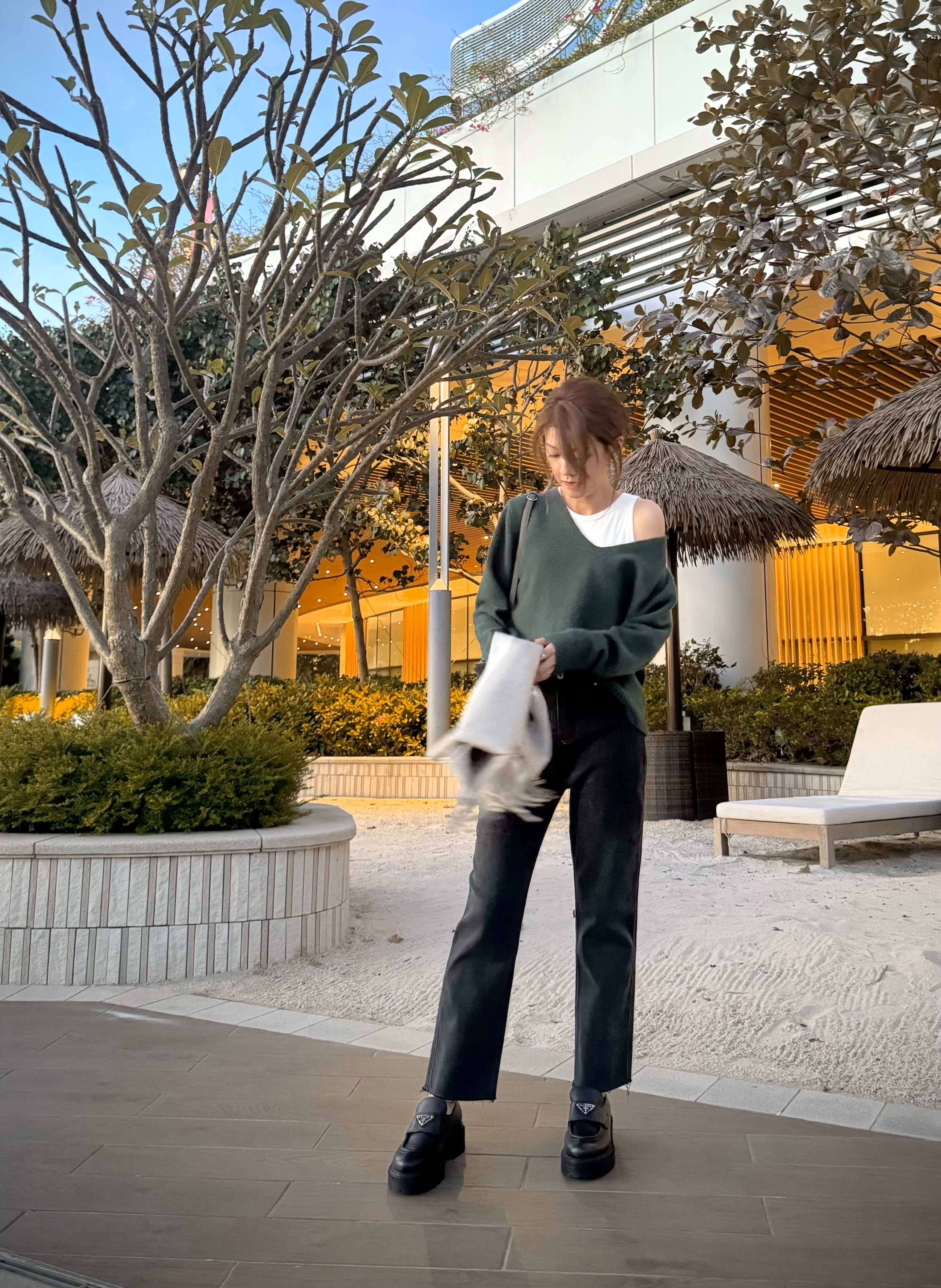 Essential Washed Straight Leg Jeans_JE2412L67