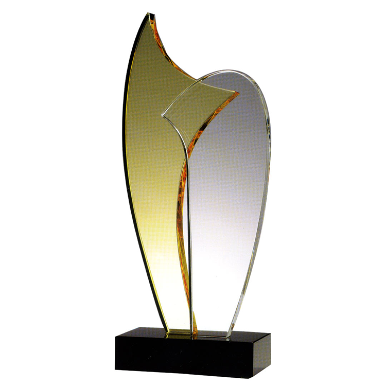 鹿港窯水晶獎座|優雅流線設計 榮耀與品味的象徵