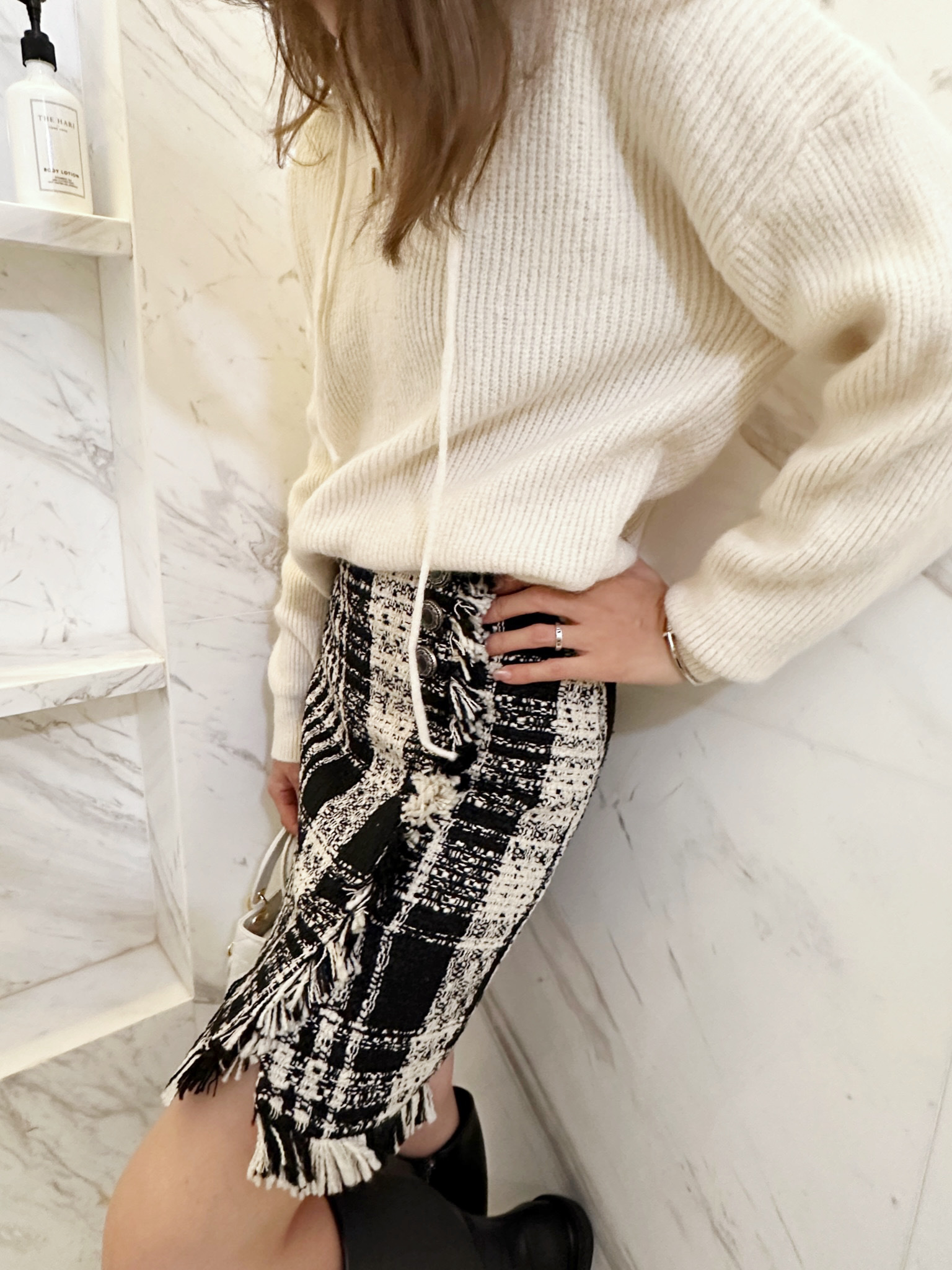 Slit Hem Tweed High Waist Short Skirt_SK2211L32