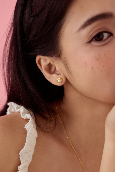 珍珠小元寶。銀針耳環