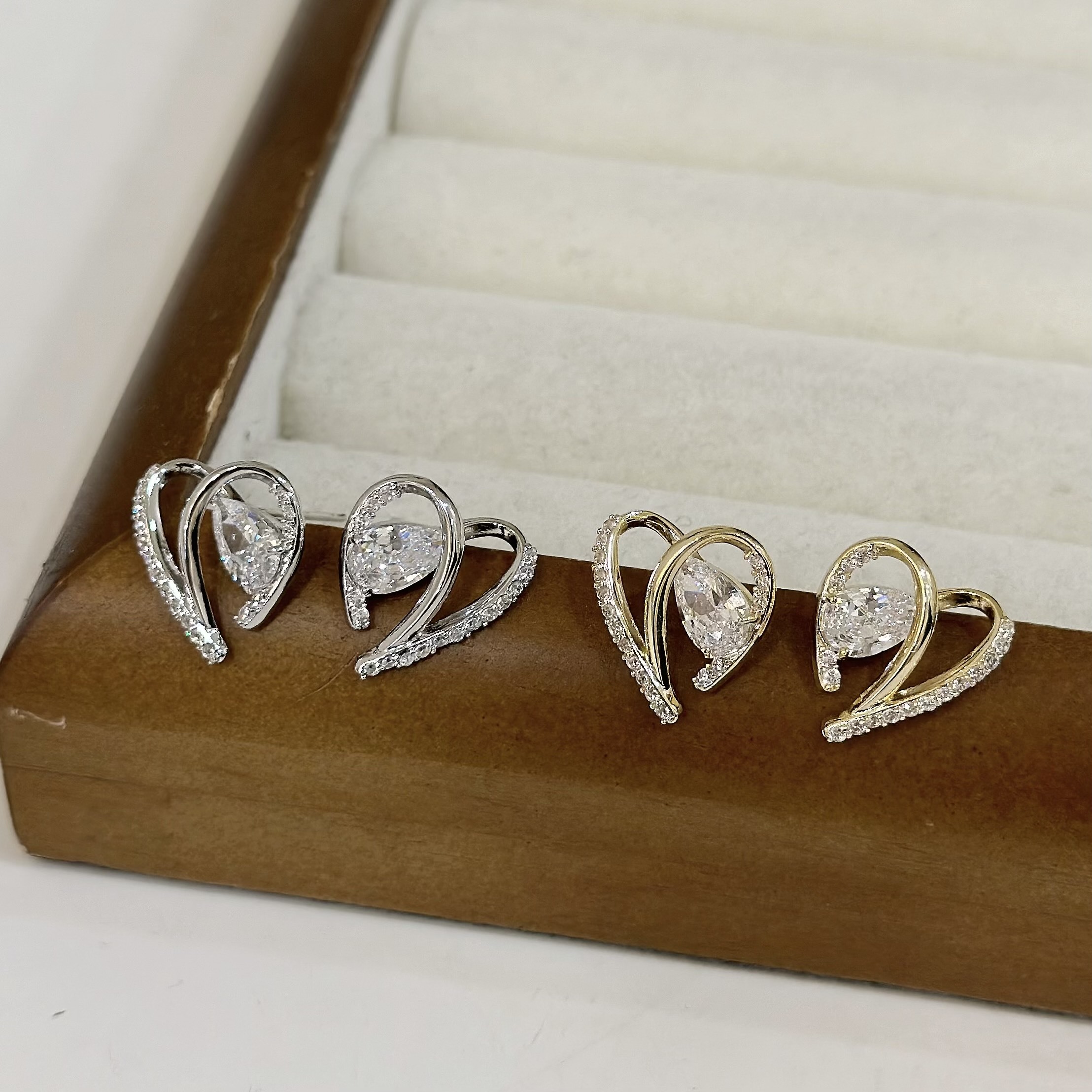 510排鑽水滴愛心耳針