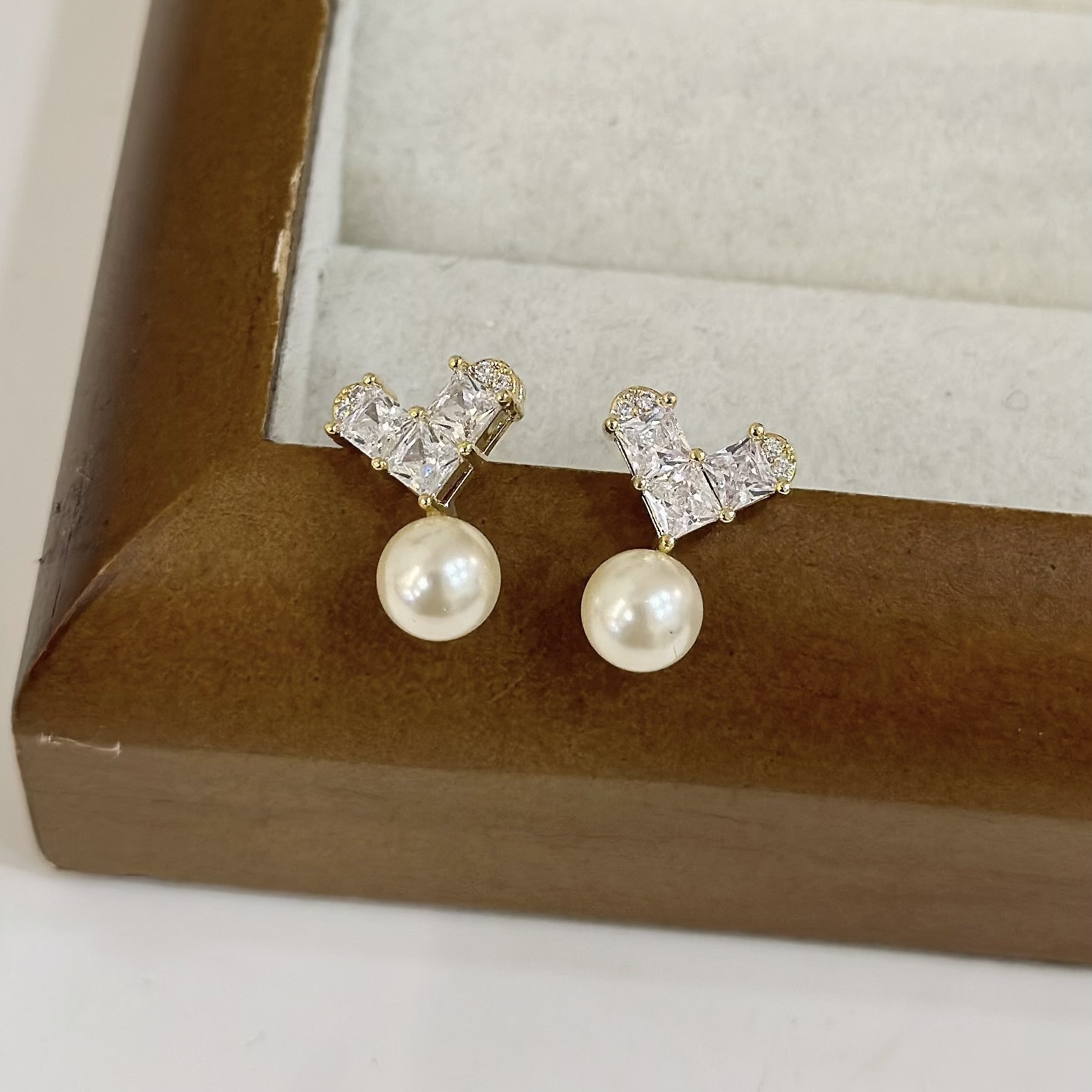 514鋯石愛心珍珠耳針