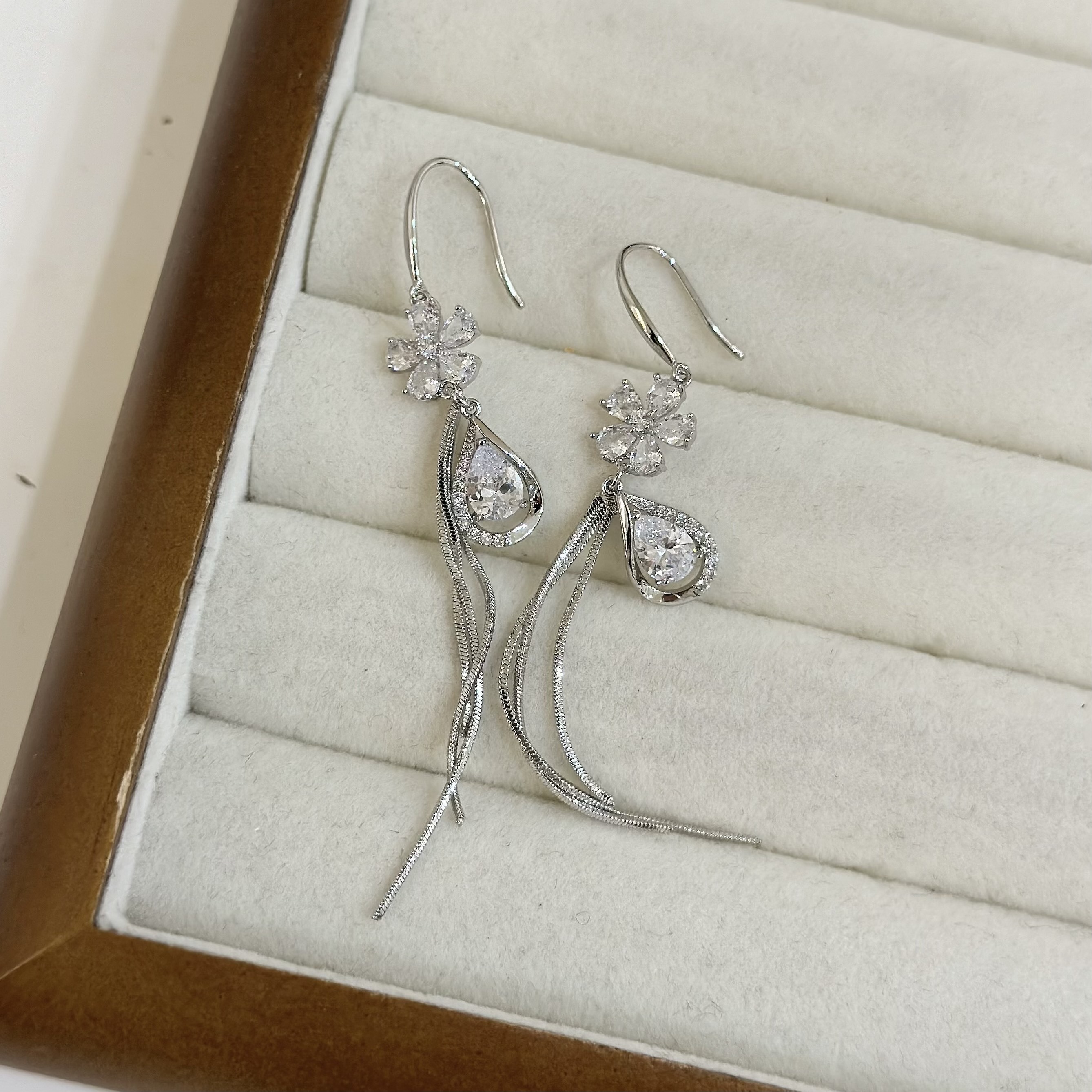 524鋯石花朵水滴鑽垂吊