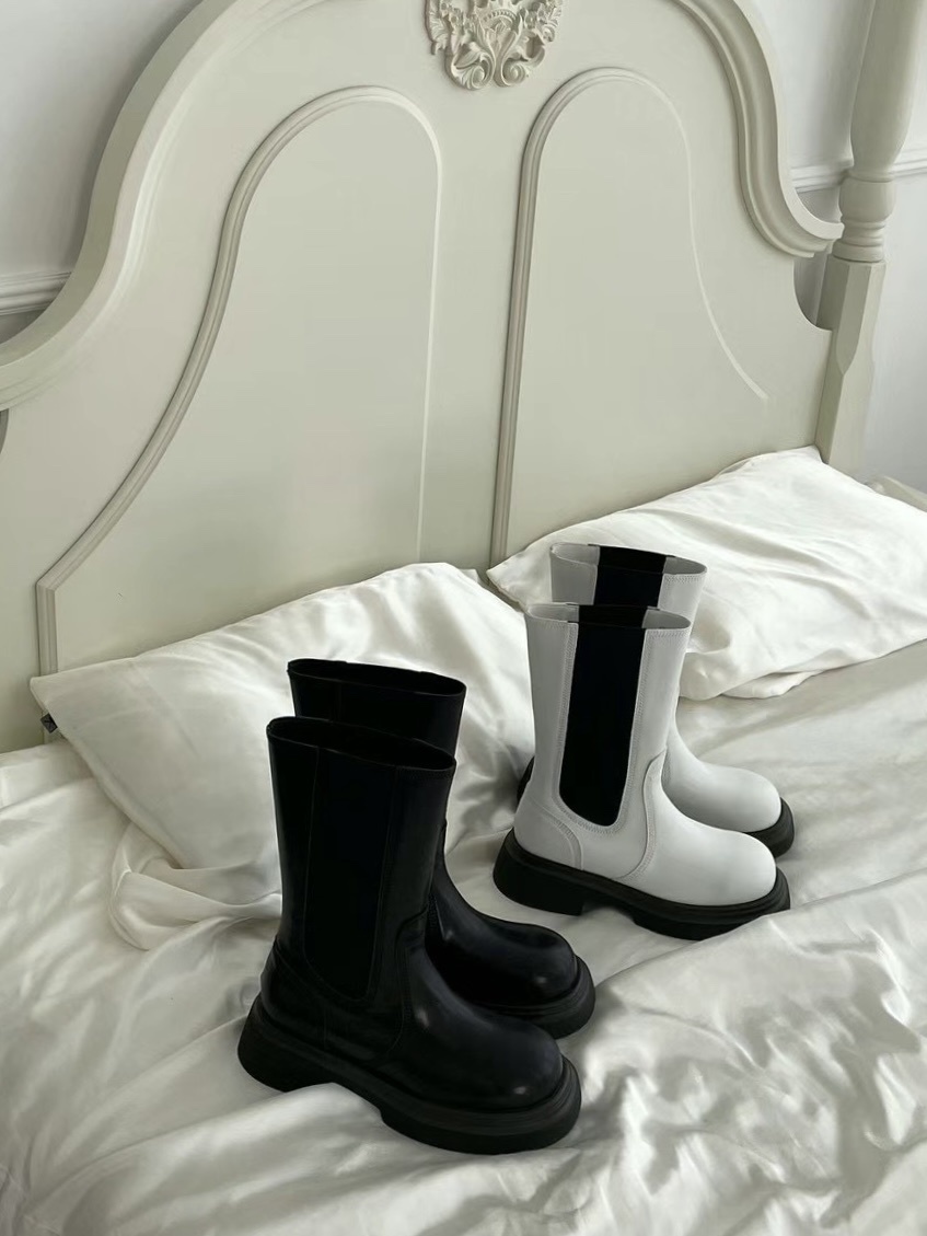 瘦瘦腿切爾西靴🖤（版型正常拿）