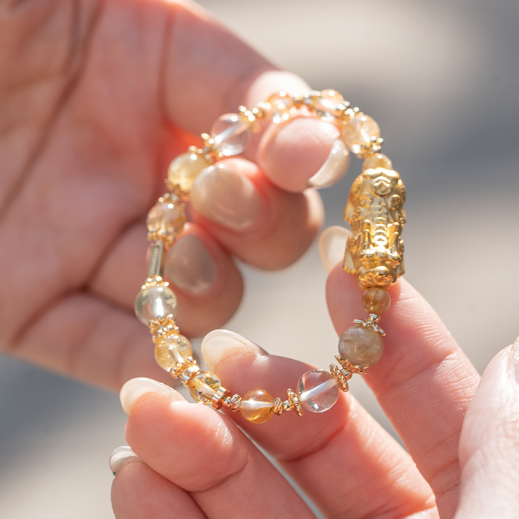 黃金貔貅手鍊：黃托帕｜鈦晶｜黃膠花｜黃金雲母｜檸檬晶