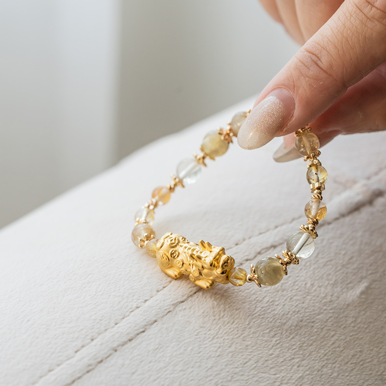 黃金貔貅手鍊：黃托帕｜鈦晶｜黃膠花｜黃金雲母｜檸檬晶