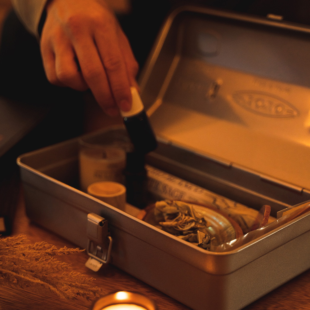 日本TOYO山型提把式鋼製單層收納工具箱Y-280  (3色)