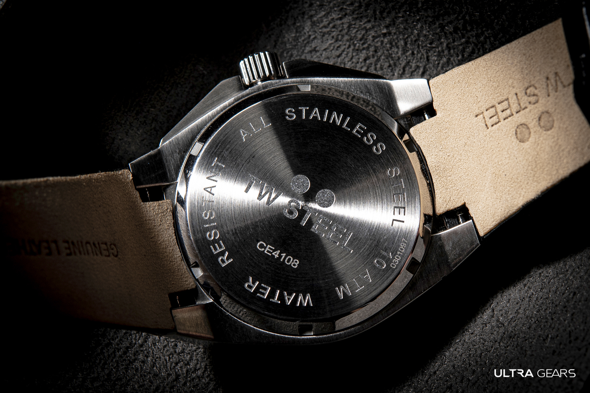 TW Steel CEO TECH 全鋼深灰面大三針 CE4108