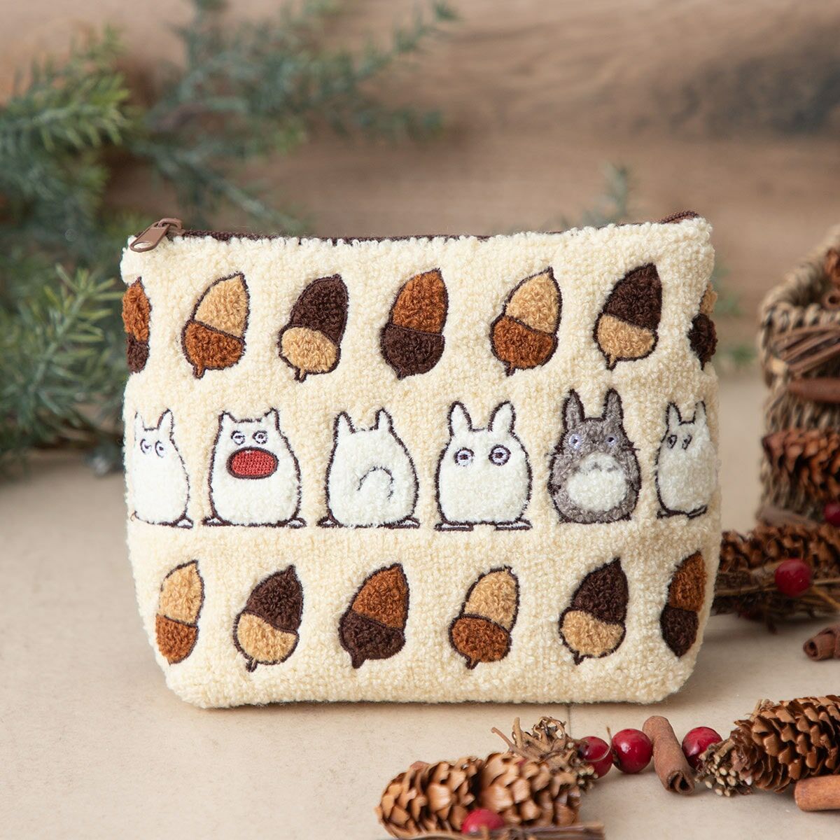 刺繡小包 龍貓 米色