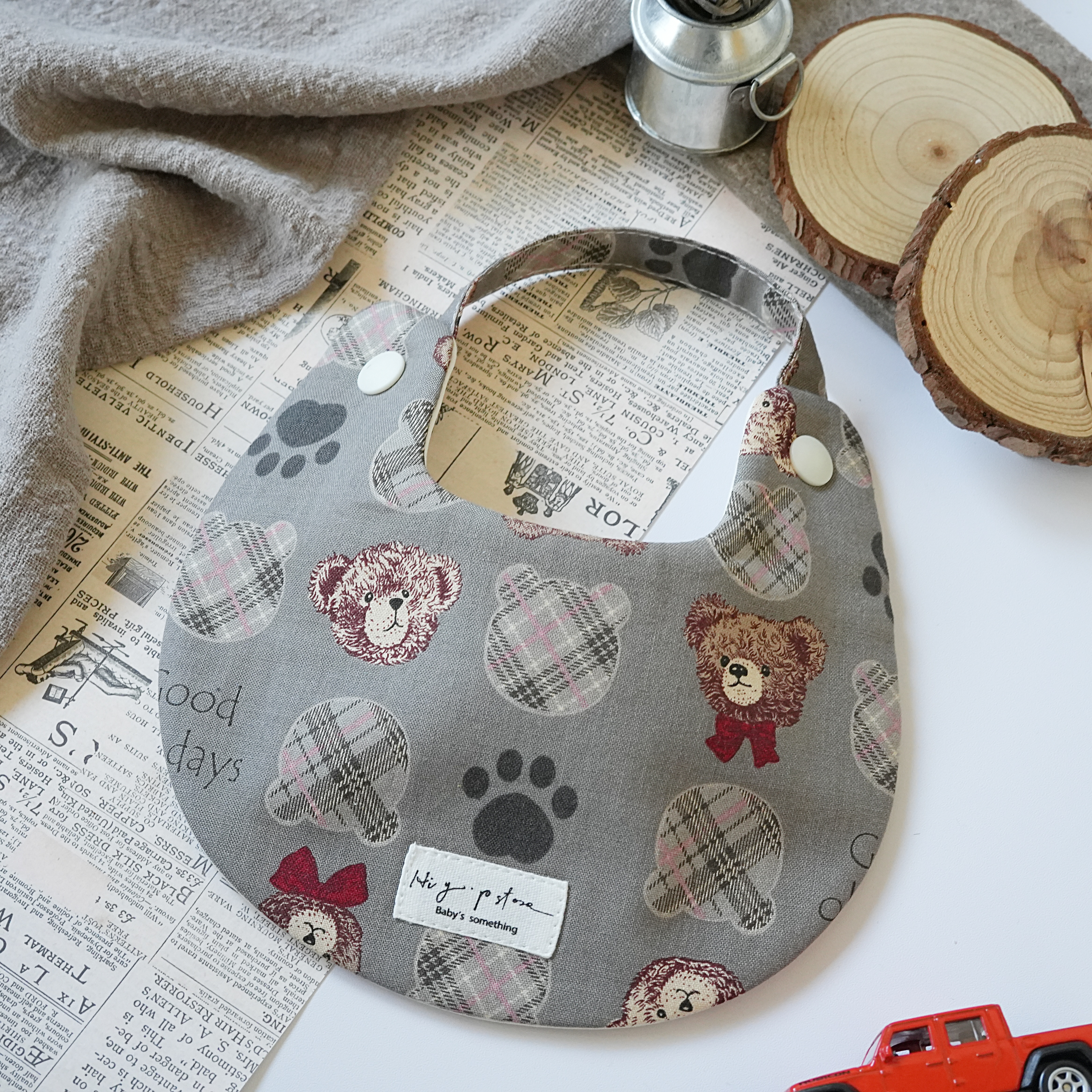 Hi Y.P store-手作圍兜-格紋泰迪