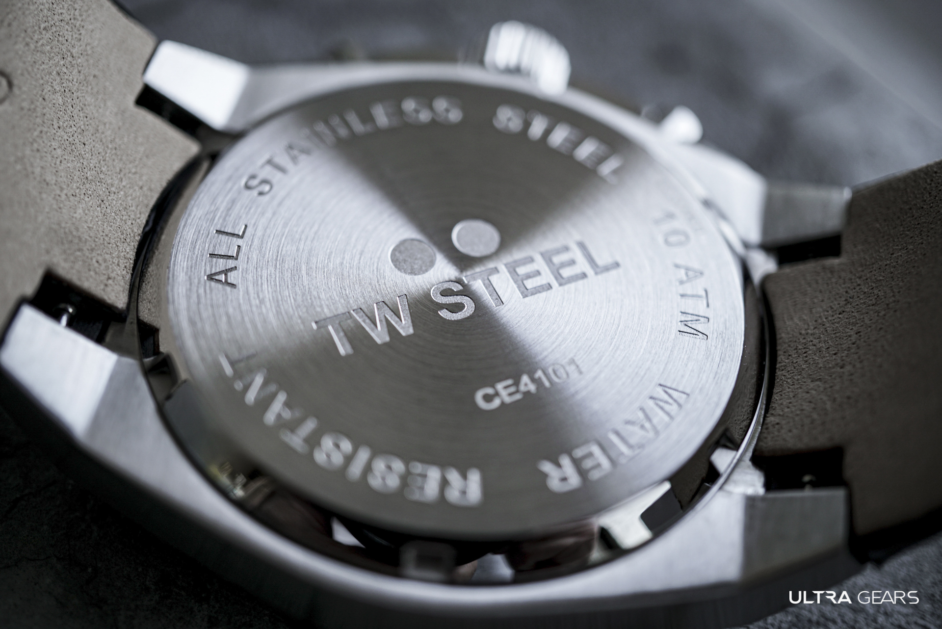 TW Steel CEO TECH 全鋼綠面計時碼錶 CE4101